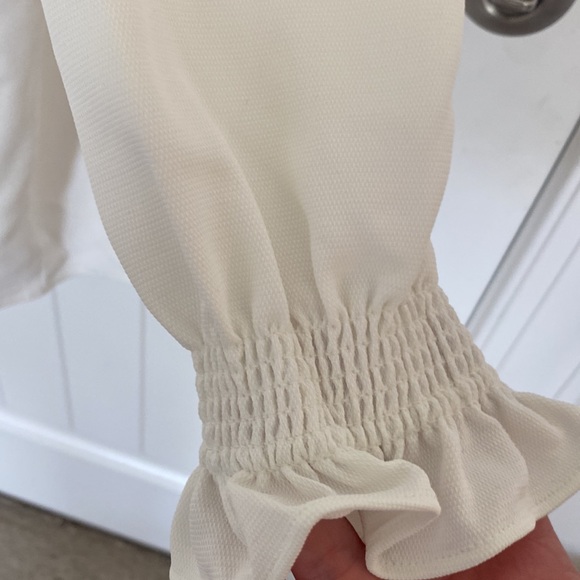 White off the shoulder marguerite blouse with ruffle - Picture 4 of 4